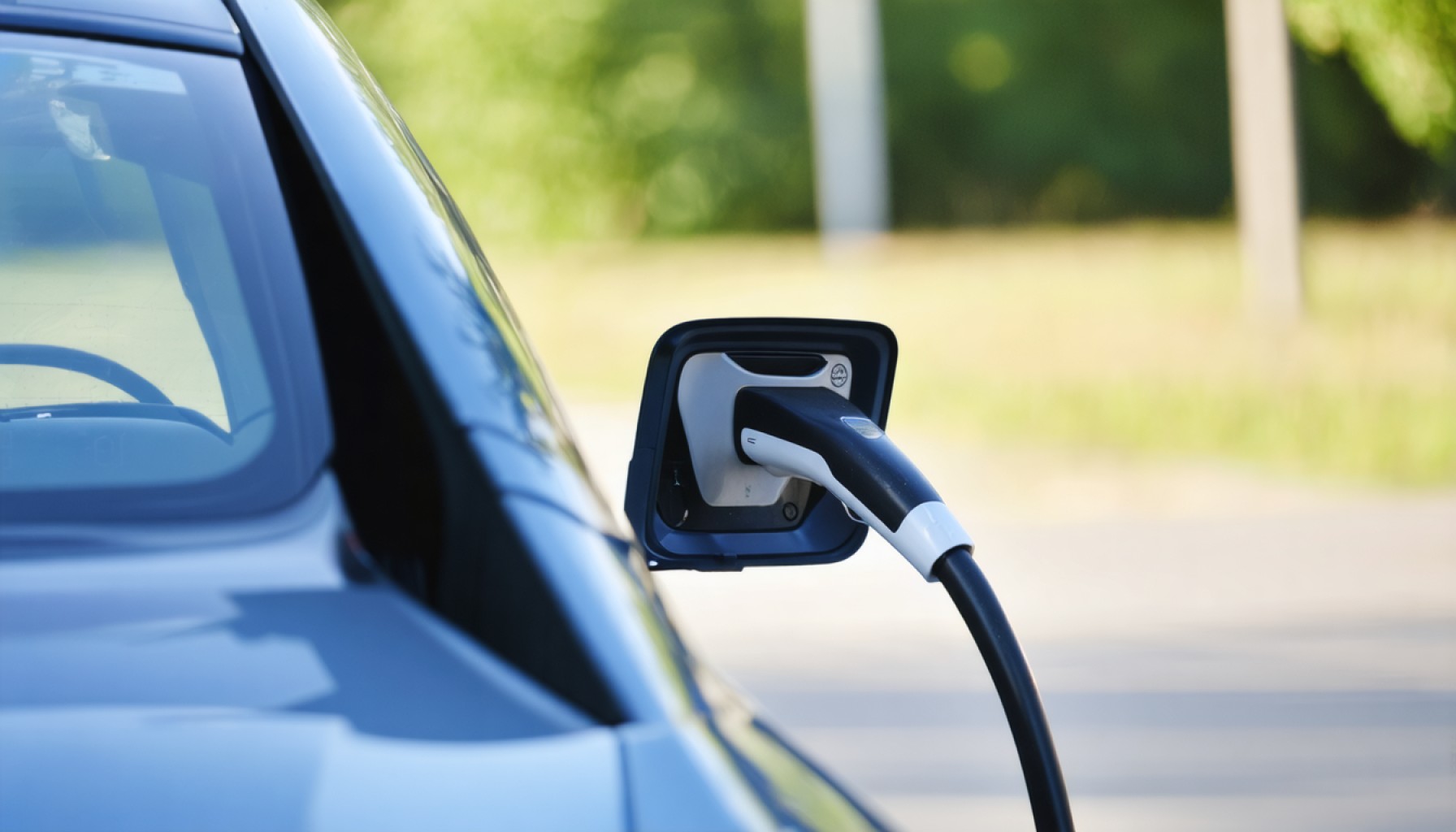 North Dakota Targets Electric Vehicles with New Fee Proposals: What This Means for Drivers